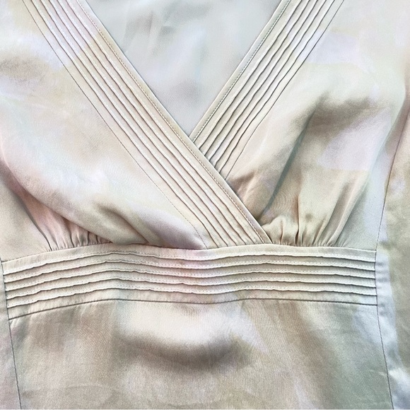 Ann Taylor | Tank Top | 92% Silk 8% Spandex | Size 2 - Picture 5 of 8